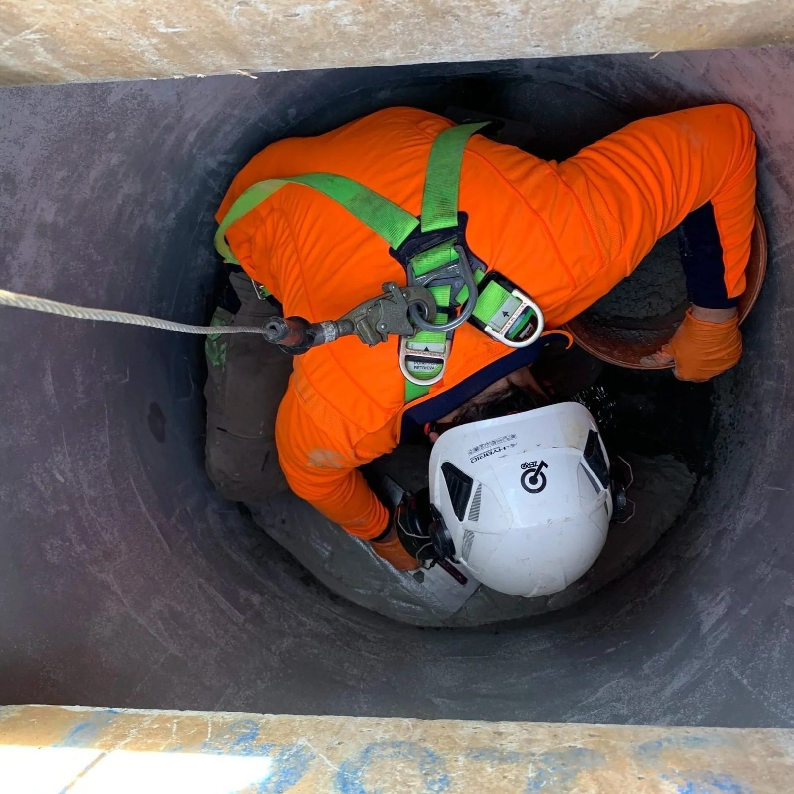 nexus manhole rehabilitation worker